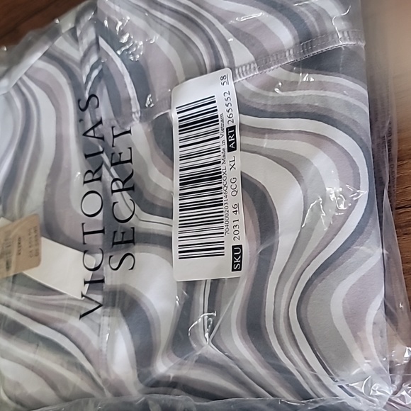 Victoria's secret pink soft ultimate high waist leggings..FINAL..GRAY SWIRL NWT - Picture 6 of 8